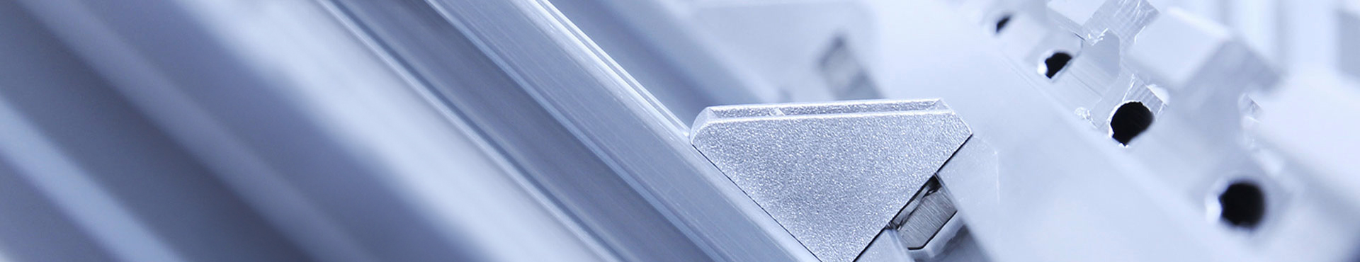 鋁合金邊框-江陰市德鋁金屬制品有限公司